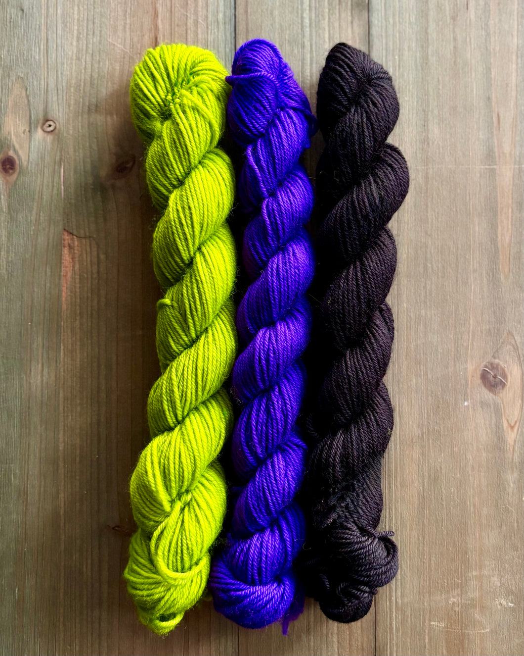 Gnettle Gnome Spooky Yarn Kit  🧙‍♀️